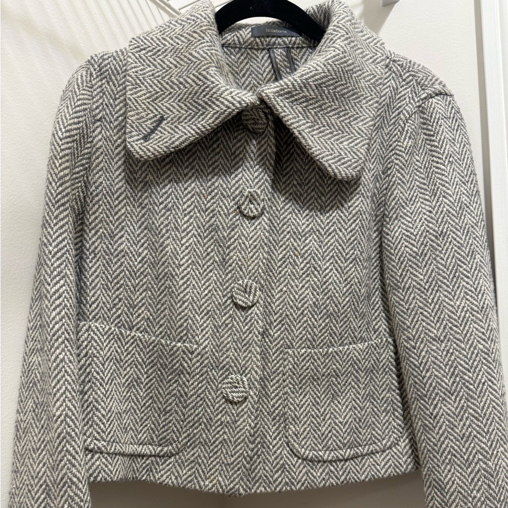 Liz Claiborne Gray Herringbone Blazer/Cropped Jacket